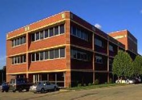 Rockside Plaza, Cuyahoga, Ohio, ,Office,For Rent,1440 Snow Rd.,Rockside Plaza,3,18045